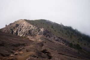 Wulkan Acatenango – trekking krok po kroku: przygotowanie, koszty i sprzęt